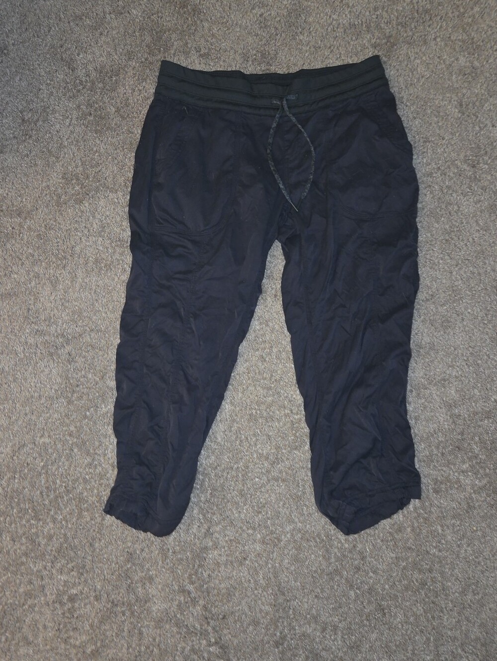 The North Face lot of women's capris - size Large - fair condition - Picture 2 of 7